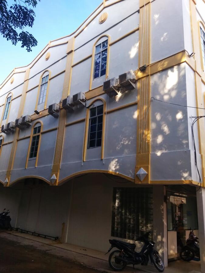 نزل ناغويافي D'Kost Batam المظهر الخارجي الصورة